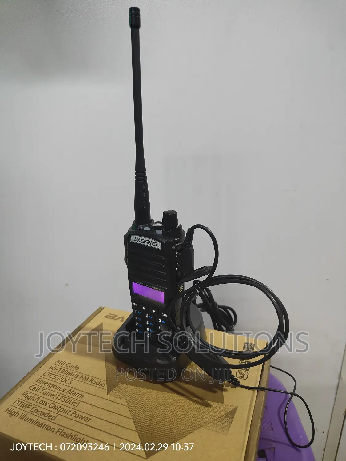 Original Uv 82 Walkie Talkie Radiocall