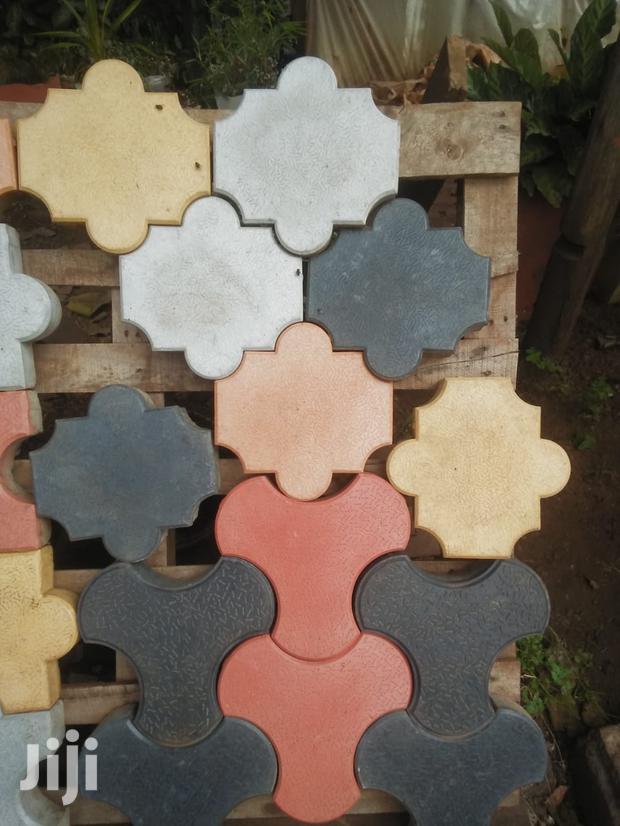Coloured Cabro / Coloured Paving Blocks - thumbnail 2