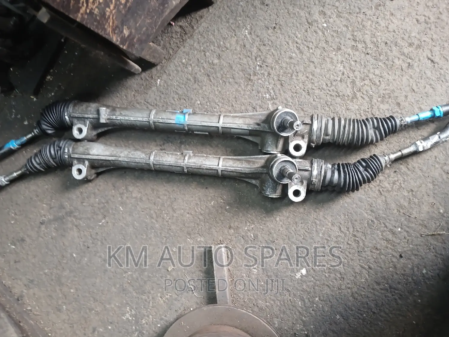 Toyota Alphard Steering Rack.