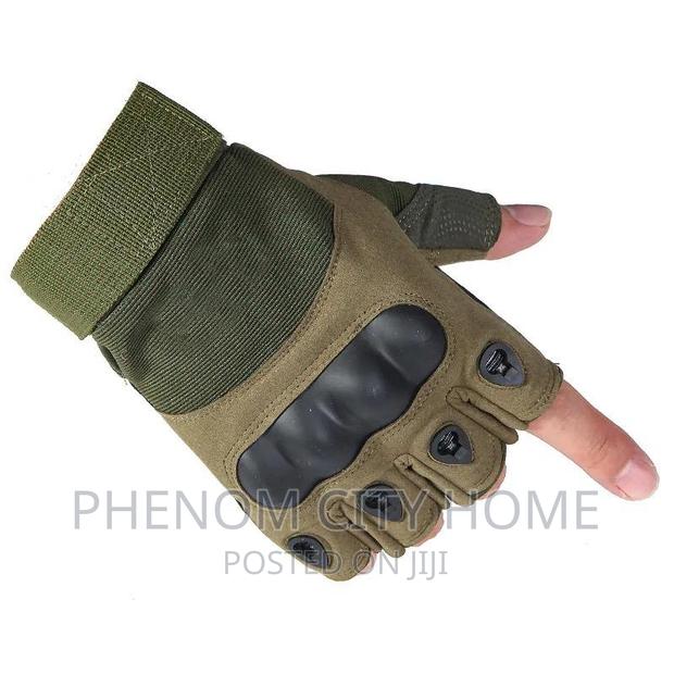 Leather Gym Gloves - thumbnail 2