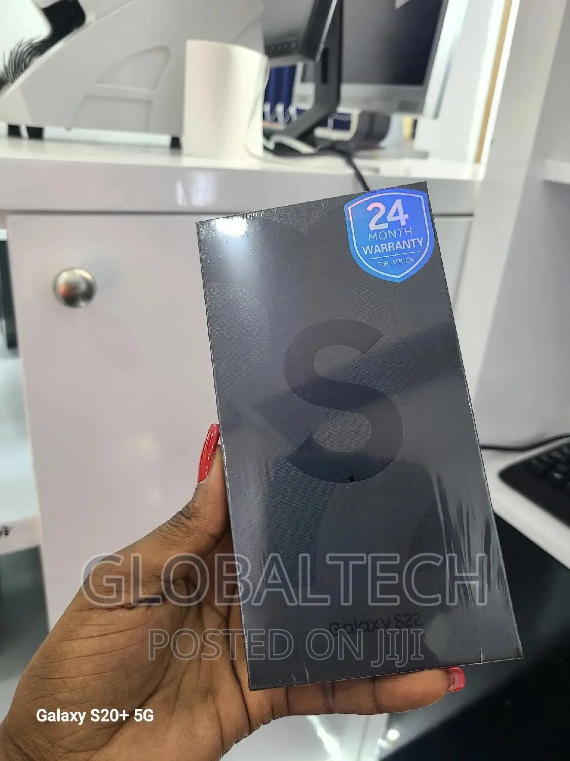 New Samsung Galaxy S22 5G 128 GB Black