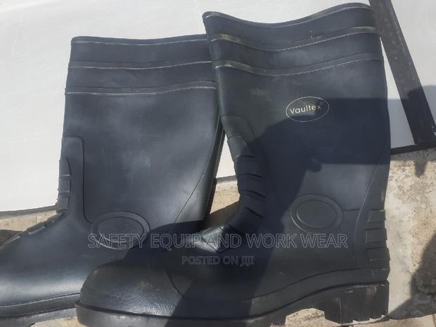 Safety Vaultex Gumboots- Water Resistant - main view
