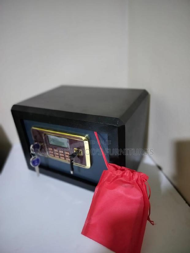 Safe Box Safe Box Safe Box Safe Box Safe Box Safe Box - thumbnail 2