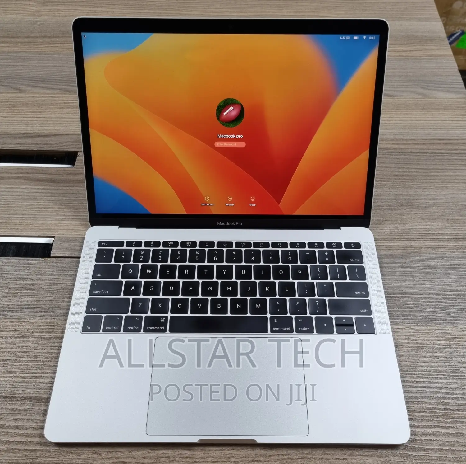 Laptop Apple MacBook Pro 2017 16GB Intel Core I7 SSD 512GB