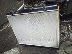 Toyota Hiace 7 L 1tr Radiator