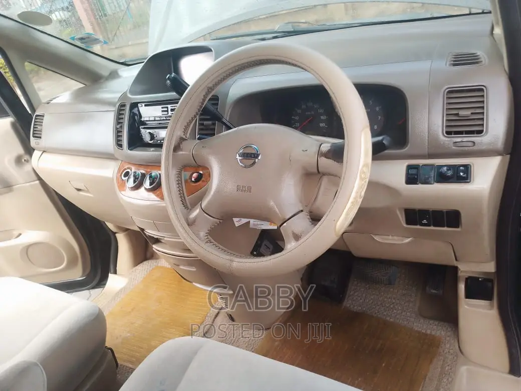 Nissan Serena 2006 Black