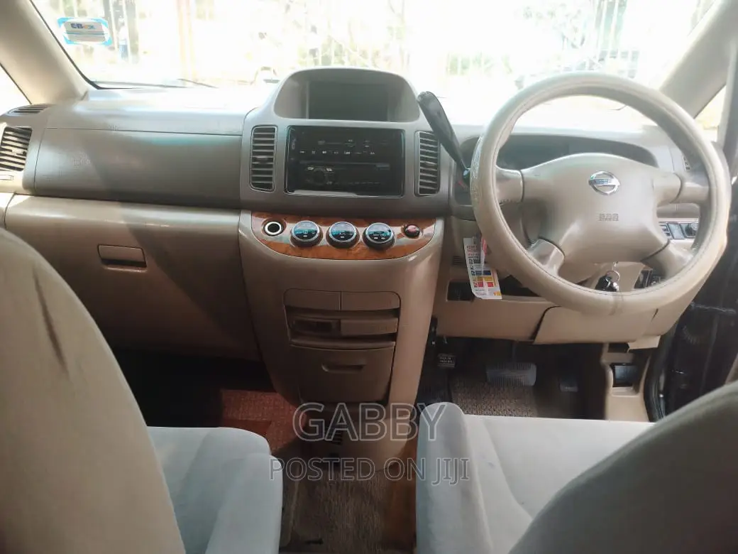 Nissan Serena 2006 Black