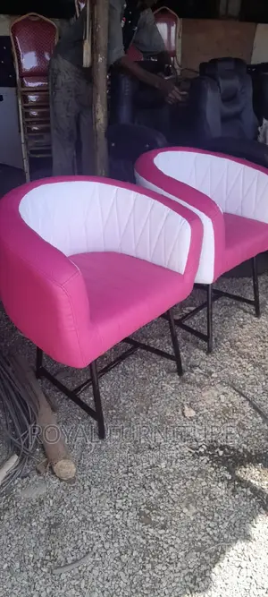 Salon Pink Seats