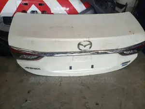 Boot Mazda Atenza