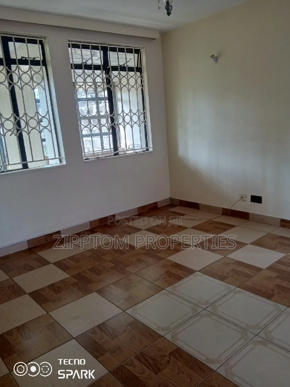 4bdrm Maisonette in Madaraka for rent