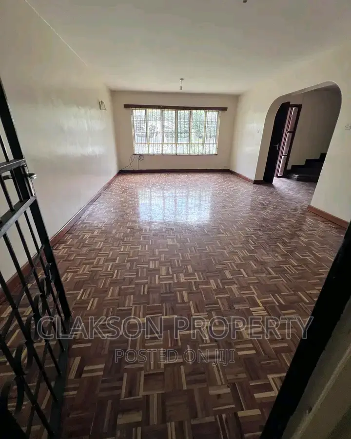 6bdrm Maisonette in Kilimani for rent