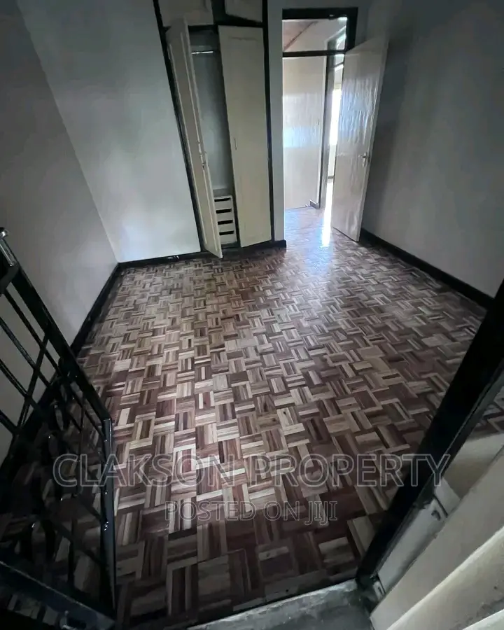 6bdrm Maisonette in Kilimani for rent