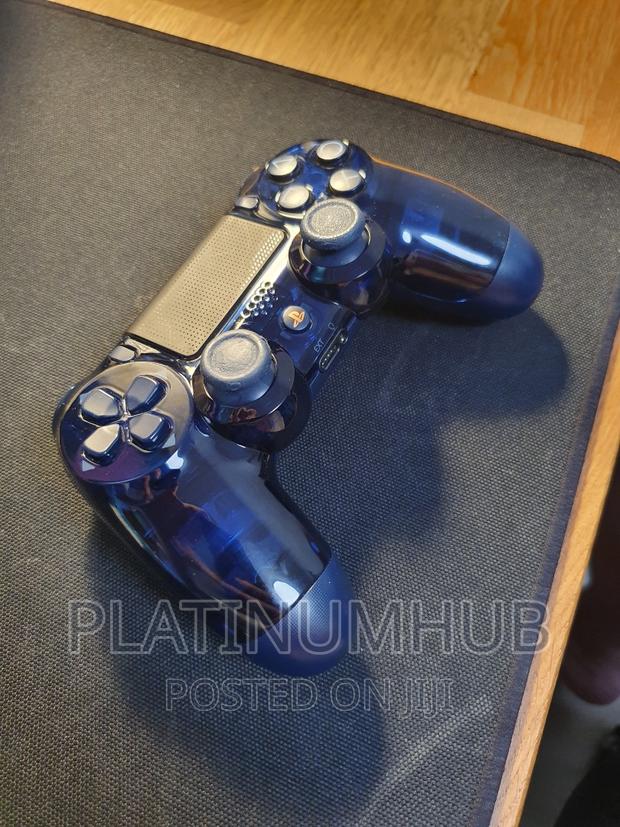 Crystal Blue Controller Play Station 4 J8f - main view