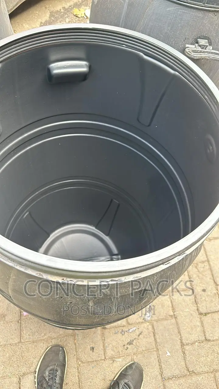 210 Litres Black Water Tank.