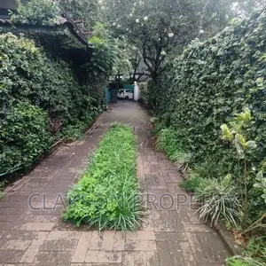 4bdrm Maisonette in Lavington for rent