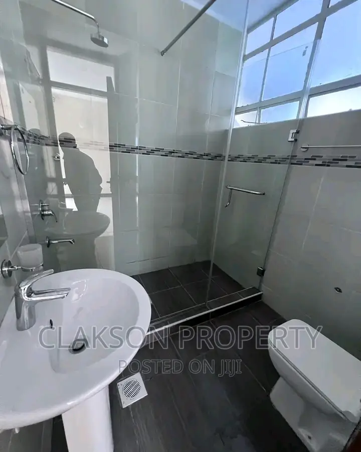 3bdrm Apartment in Kilimani for rent