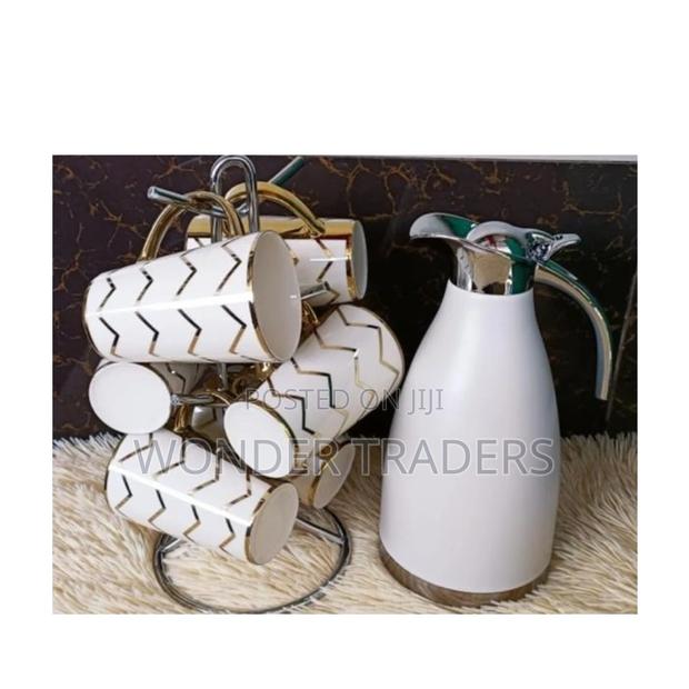 6 PCS Mugs Stripe Gold and 2 LTR Flask - main view