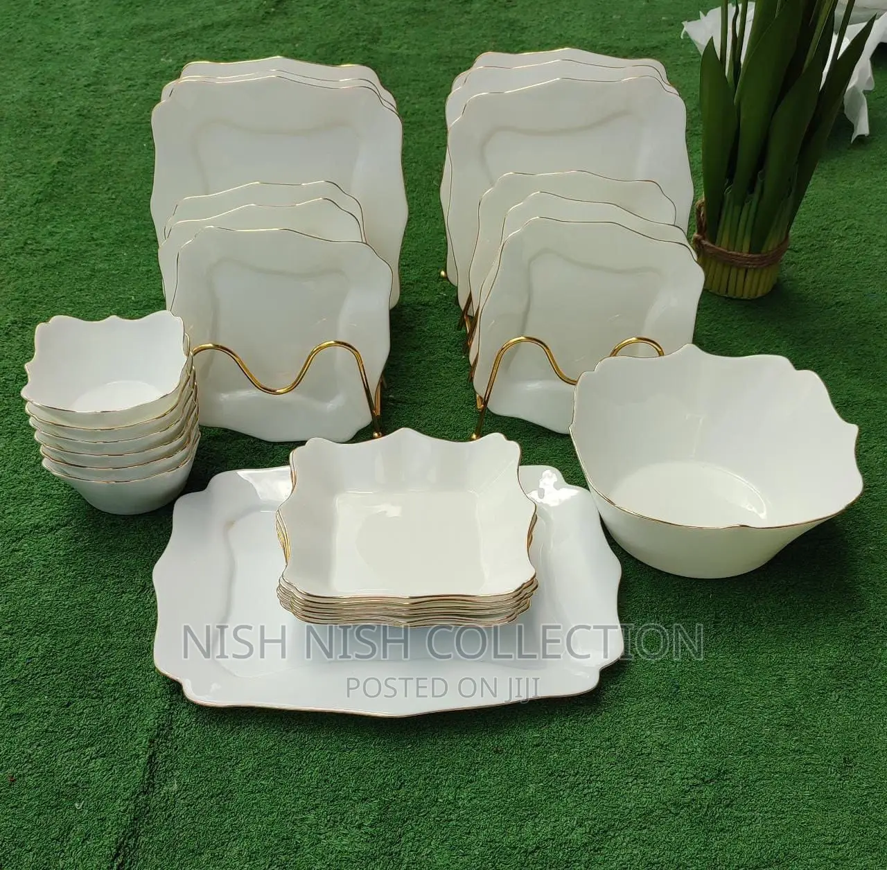 26 Piece Classy Dinner Set