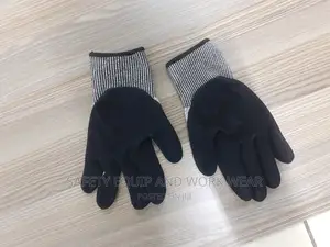 Cut Resistant Gloves- Comfortable To Wear