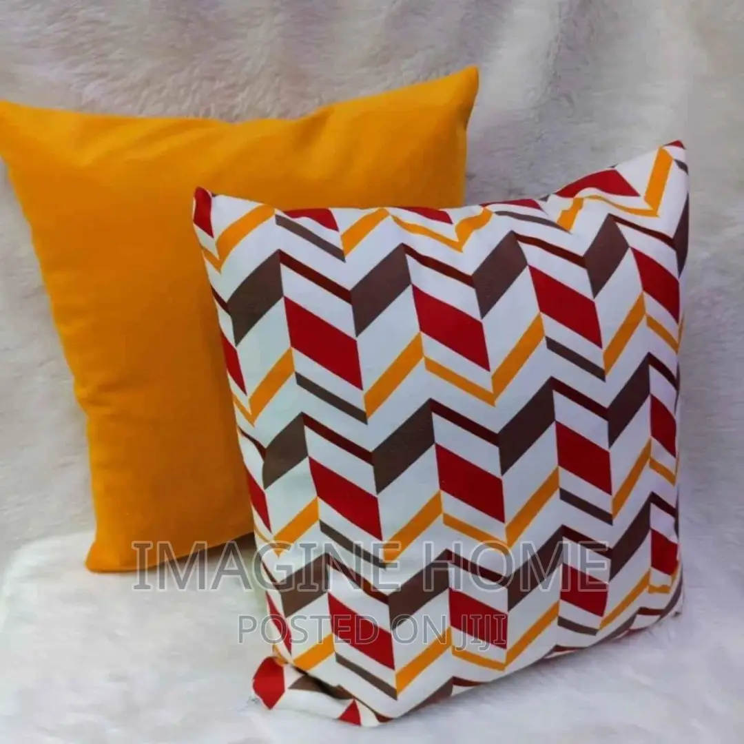 Throw/Seat Pillows