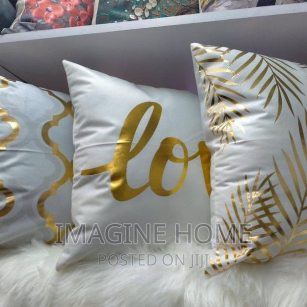 Throw Pillows - main view