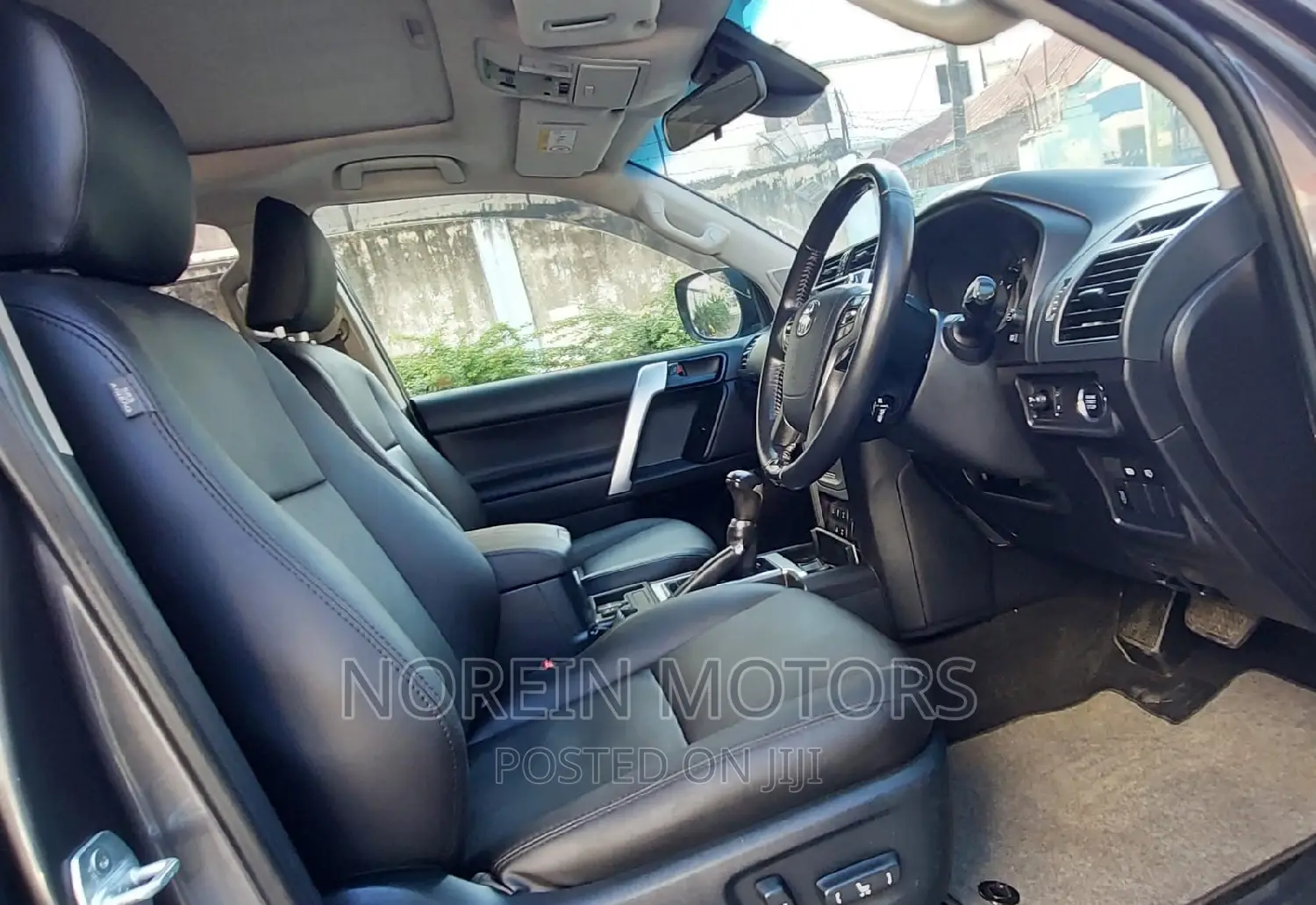 Toyota Land Cruiser 2019 Gray