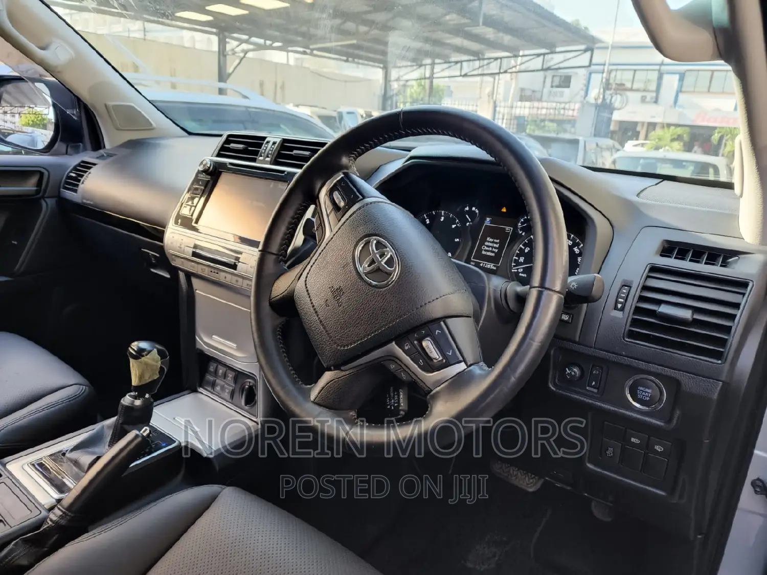 Toyota Land Cruiser Prado 2018 Silver