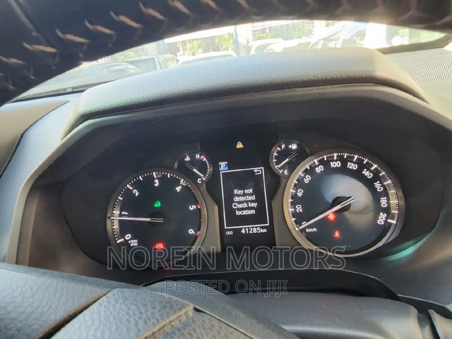 Toyota Land Cruiser Prado 2018 Silver