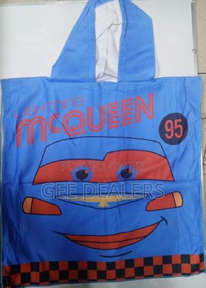 McQueen Hooded Swimming Towels - thumbnail 2