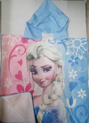 Frozen Cartoon Themed Hooded Swimming Towels