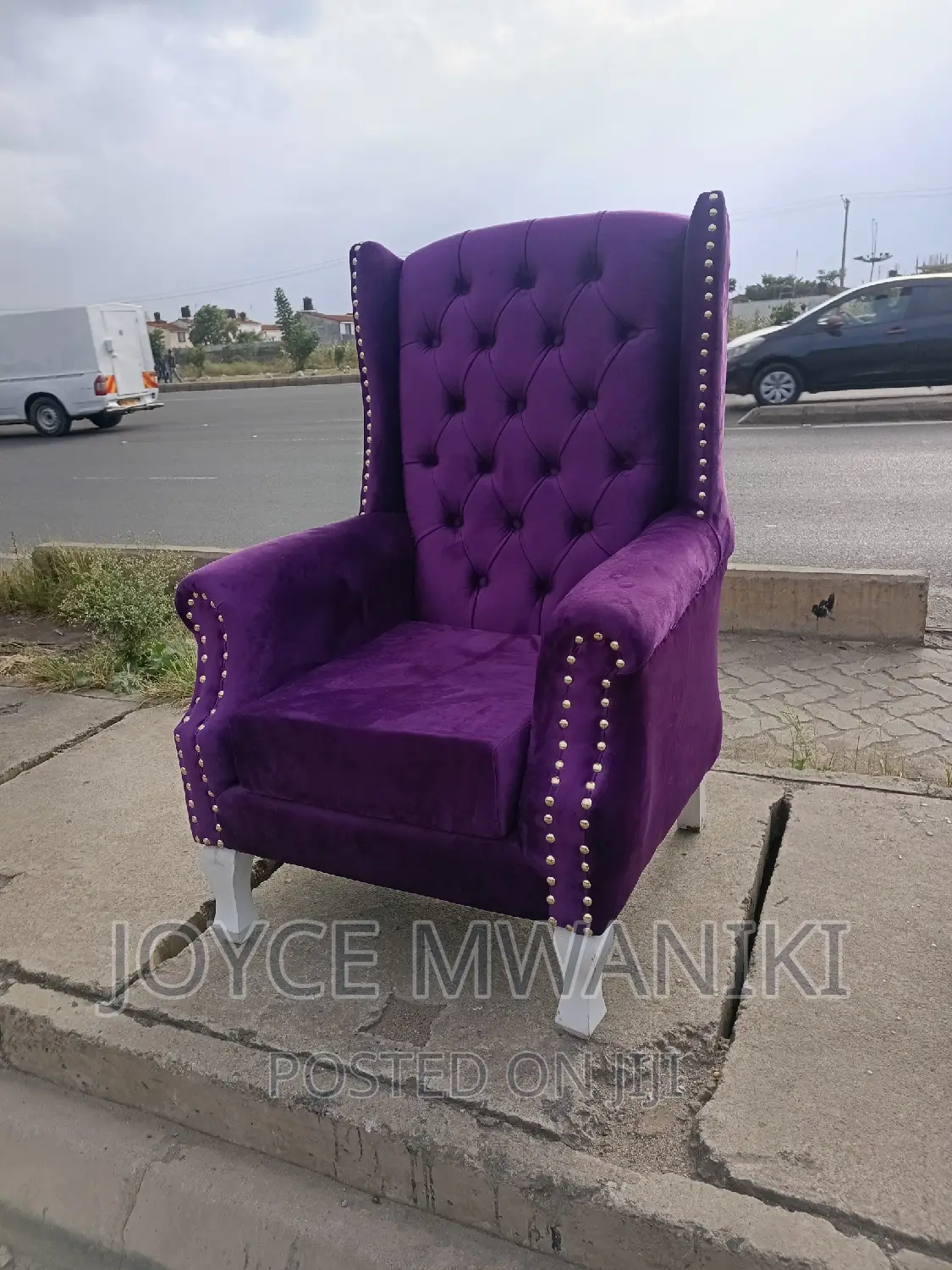Pedicure Seat, Purple Colour. 
