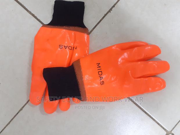 Get Affordable Cold Room Gloves- For Winter - main view