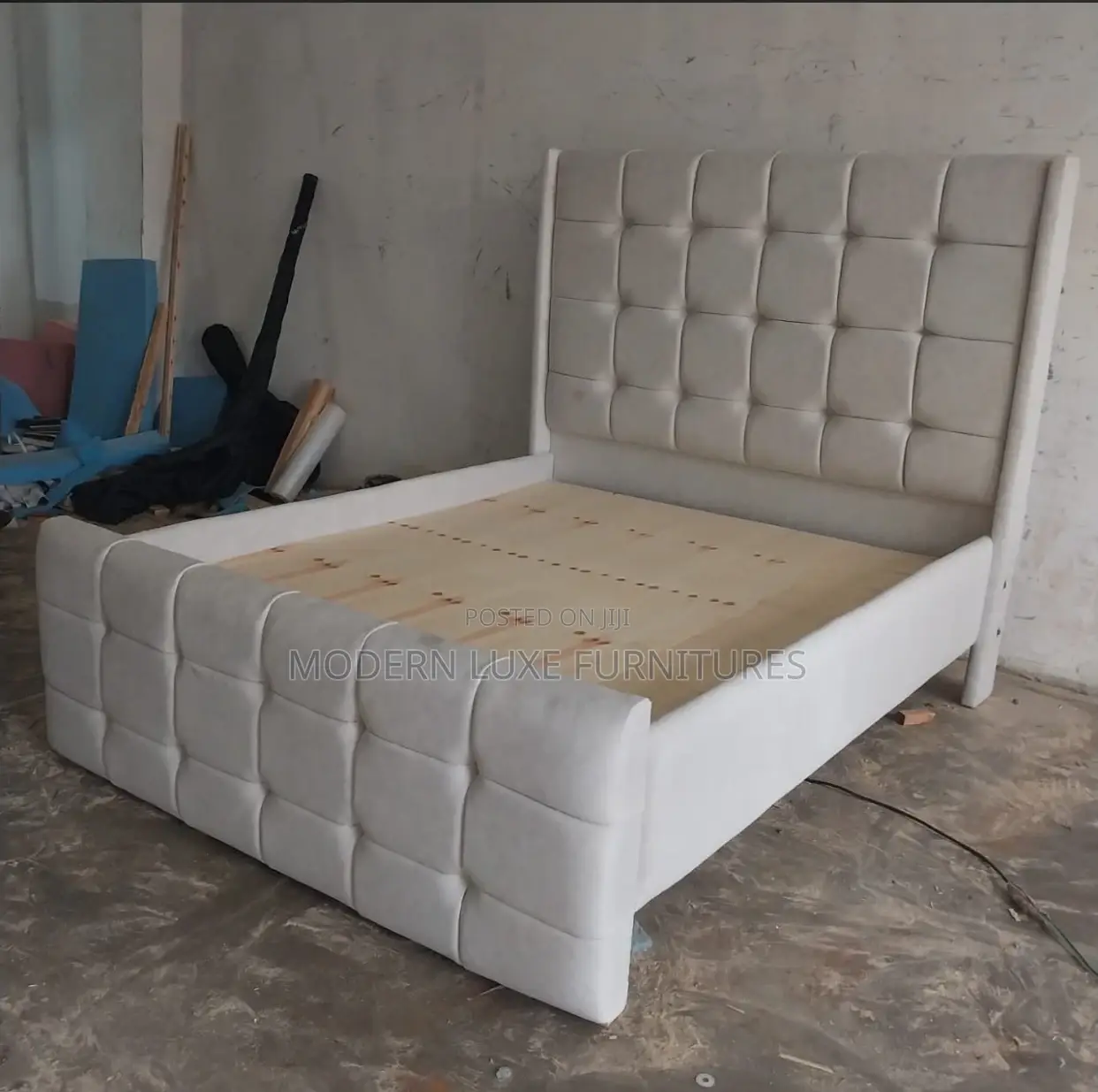Cream 5/6 Bed