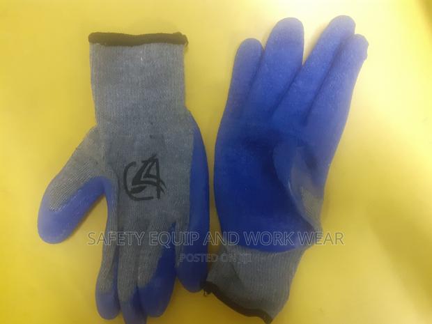 Purchase Diamond Grip Gloves Compliance With Standard - main view