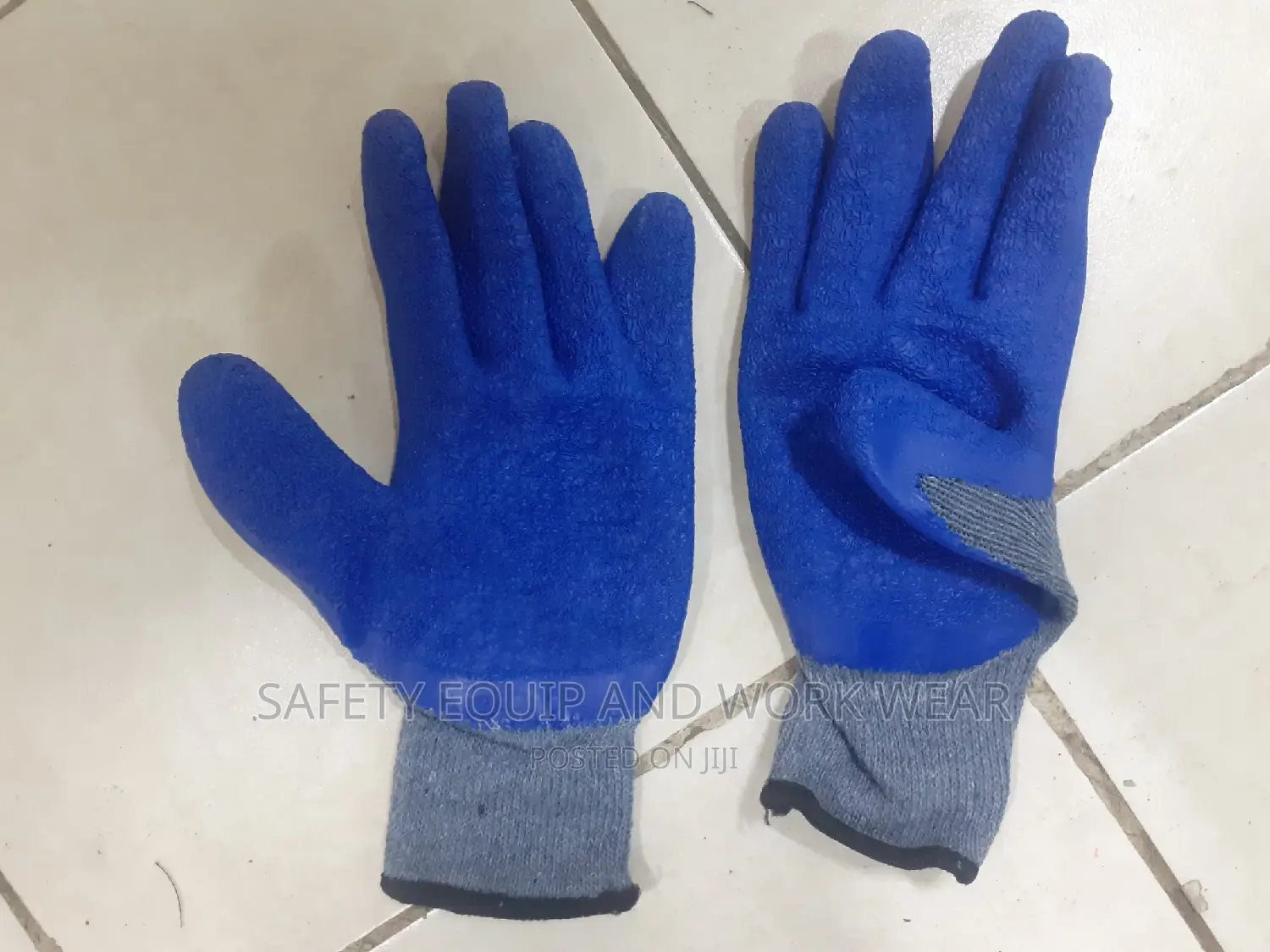 Diamond Grip Gloves With Ambidextrous Design For Sale