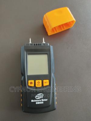 Professional Wood Moisture Tester GM605 - thumbnail 2