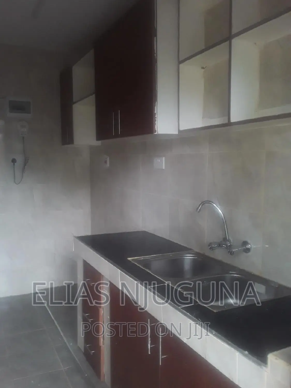 2bdrm Block of Flats in Thome/Safaripark, Roysambu for rent