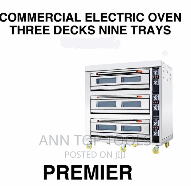 Premier Commercial Electric Oven With 3 Decks and Nine Trays