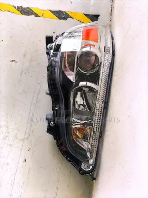 Mitsubishi RVR Headlight