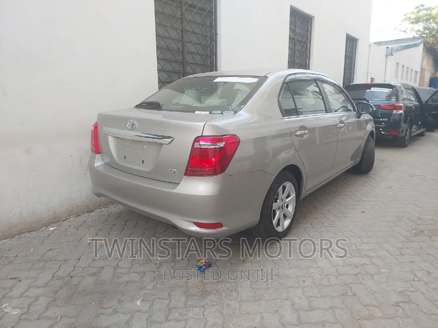 Toyota Axio 1.5 Luxel 2WD 2017 Gold