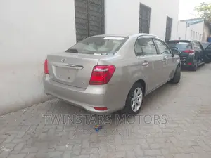 Toyota Axio 1.5 Luxel 2WD 2017 Gold