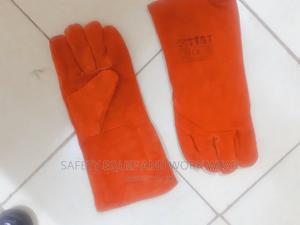 Red Welding Glove For Grip And Dexterity - thumbnail 2