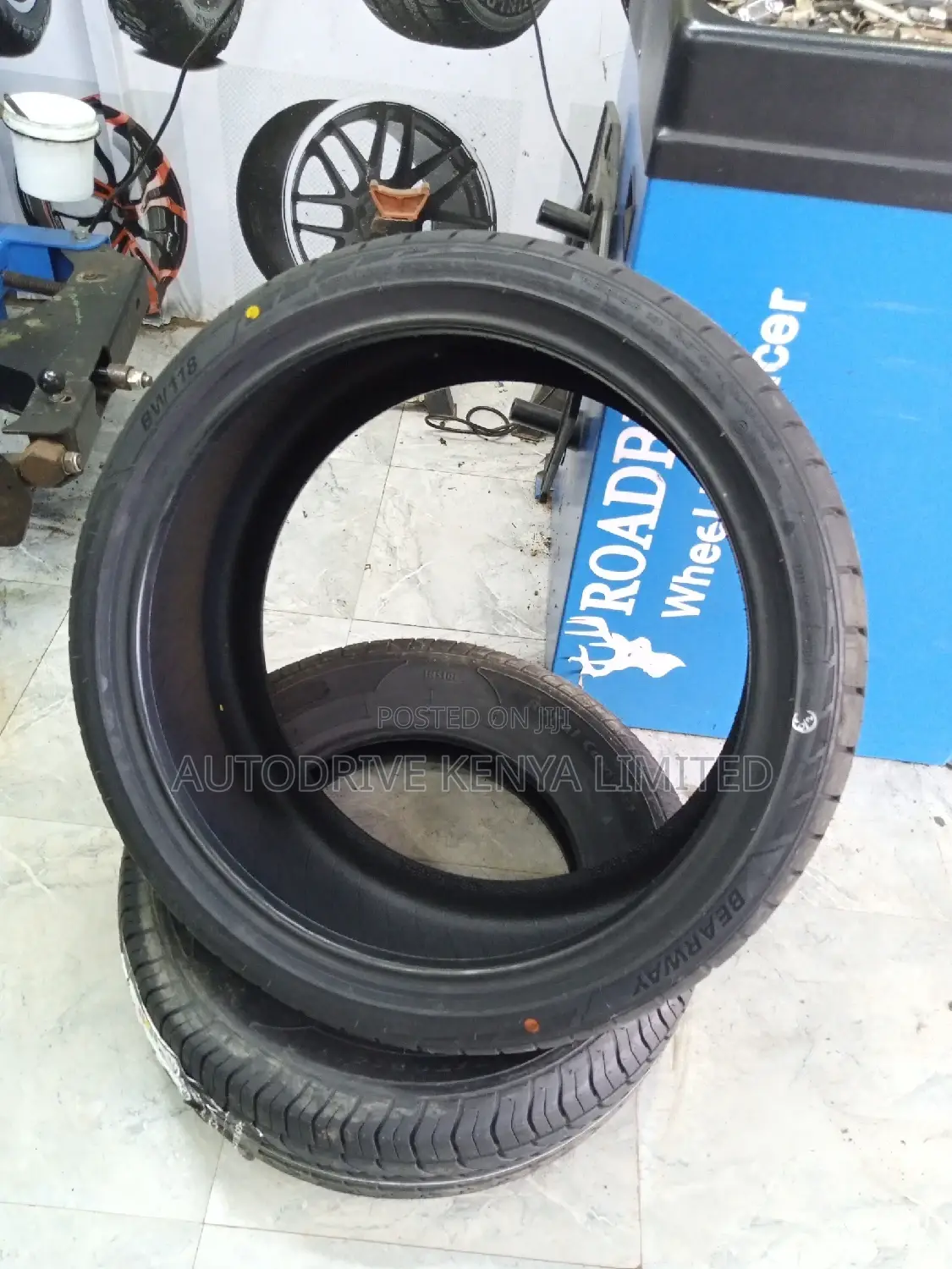 255/35r20 Bearway Tyre