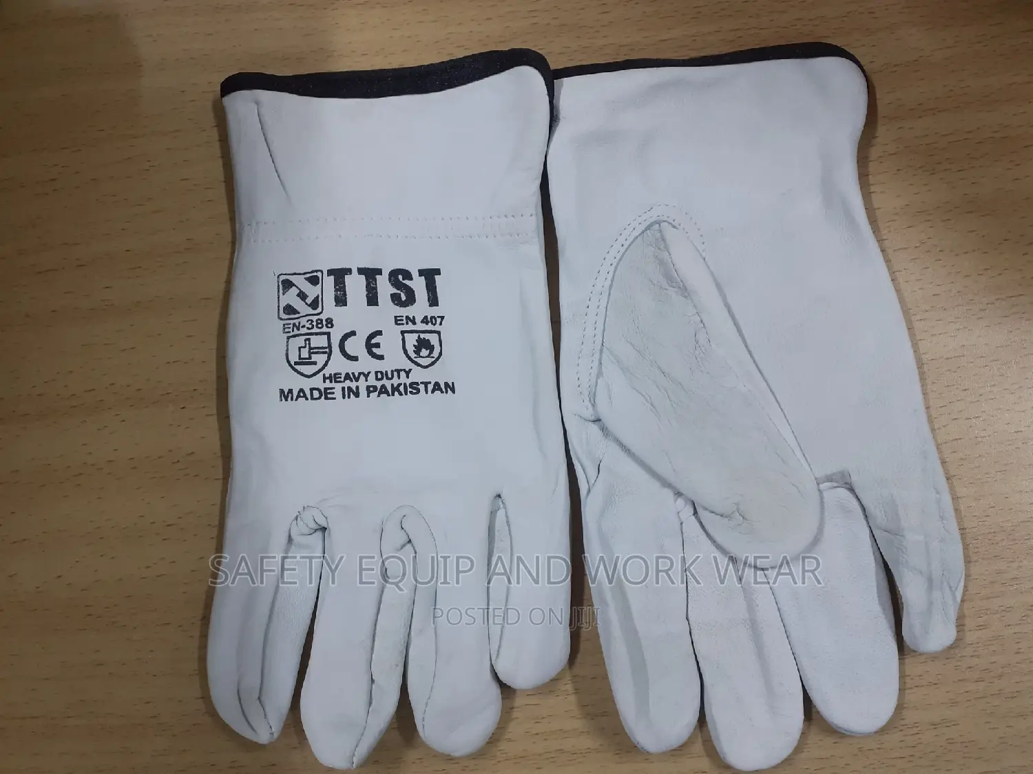 Purchase Soft Leather Gloves For Formal Occasions