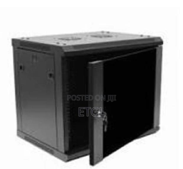 22U 600 450 Network Cabinet