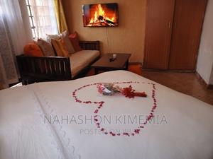 Buckingham Airbnb Studio TRM Drive Roysambu Thika Nairobi - thumbnail 2