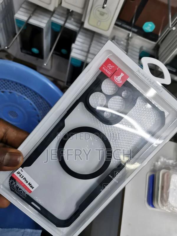 Xundd Magsafe Transparent Case for iPhone 13pro Max - main view