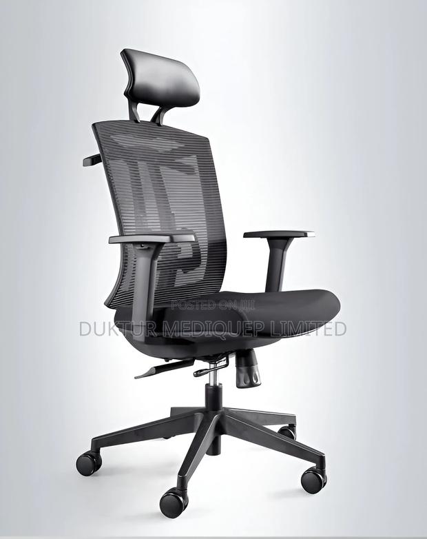 High Quality Orthopedic Office Chair With Swivel