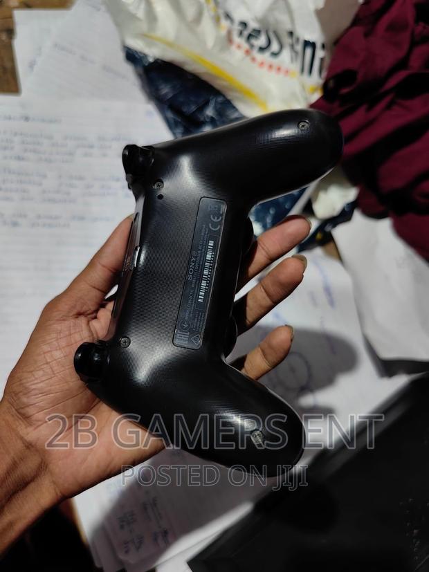 Ps4 Standard Chipped, 10 Games - thumbnail 3