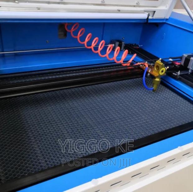 20x30cm 40W Desktop Laser Engraving Machines - thumbnail 2